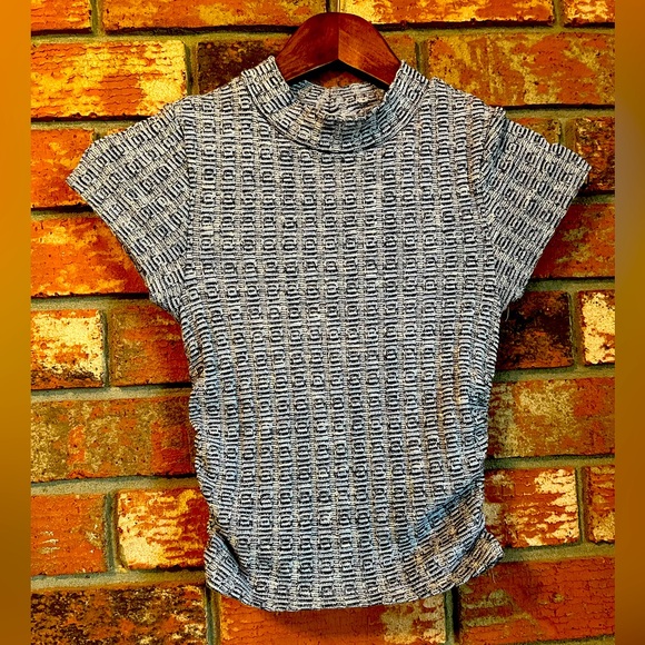 Fitz + Eddie Crop Ruched Sides Shirt XS - Picture 1 of 7